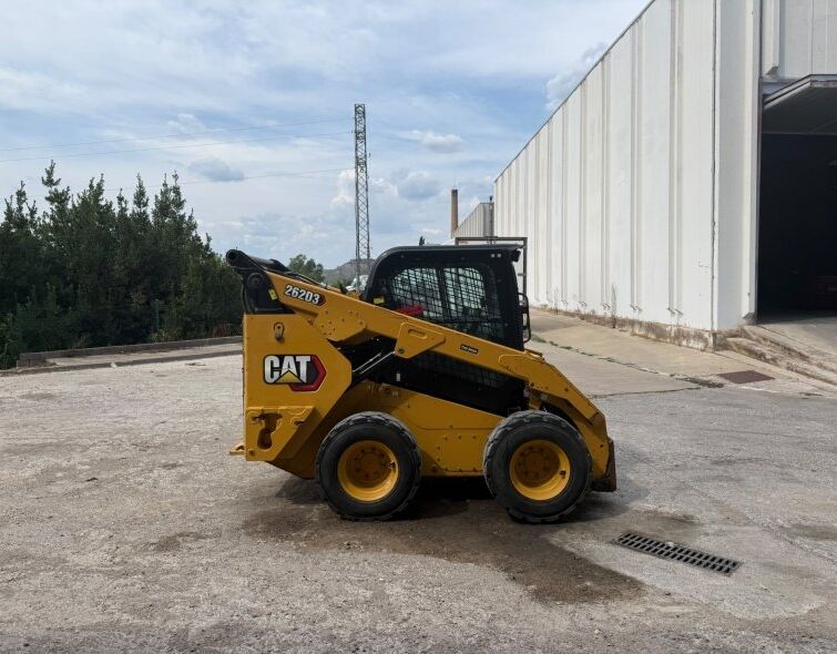 CATERPILLAR  262D3 